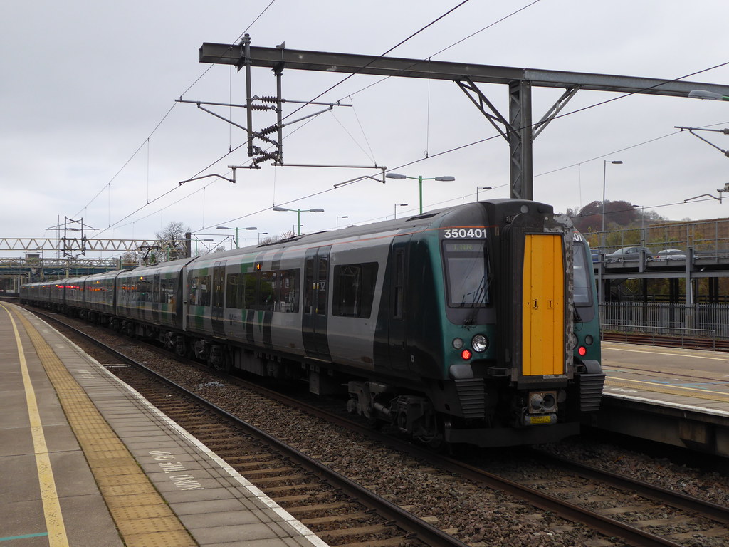 350401 at Tring (16/11/21) | London Northwestern Railway Cla… | Flickr