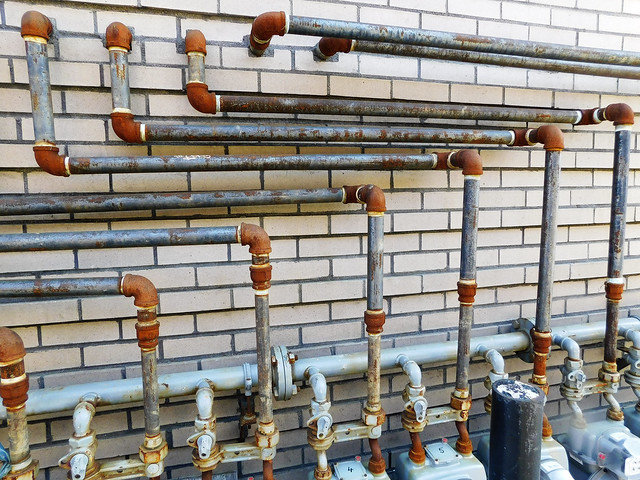 Maze of Pipes