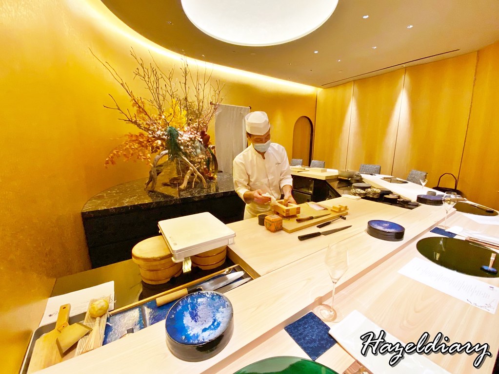 Maetomo Japanese cuisine Kaiseki & Sushi At Sheraton Towers Hotel-Sushi Section