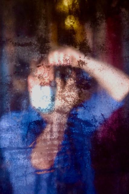 Mercury (glass) selfie with a mask - Autoportrait masqué au mercure
