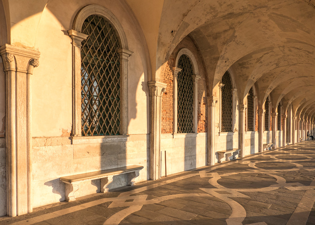 Very quiet under the arches of the Palazzo Ducale
