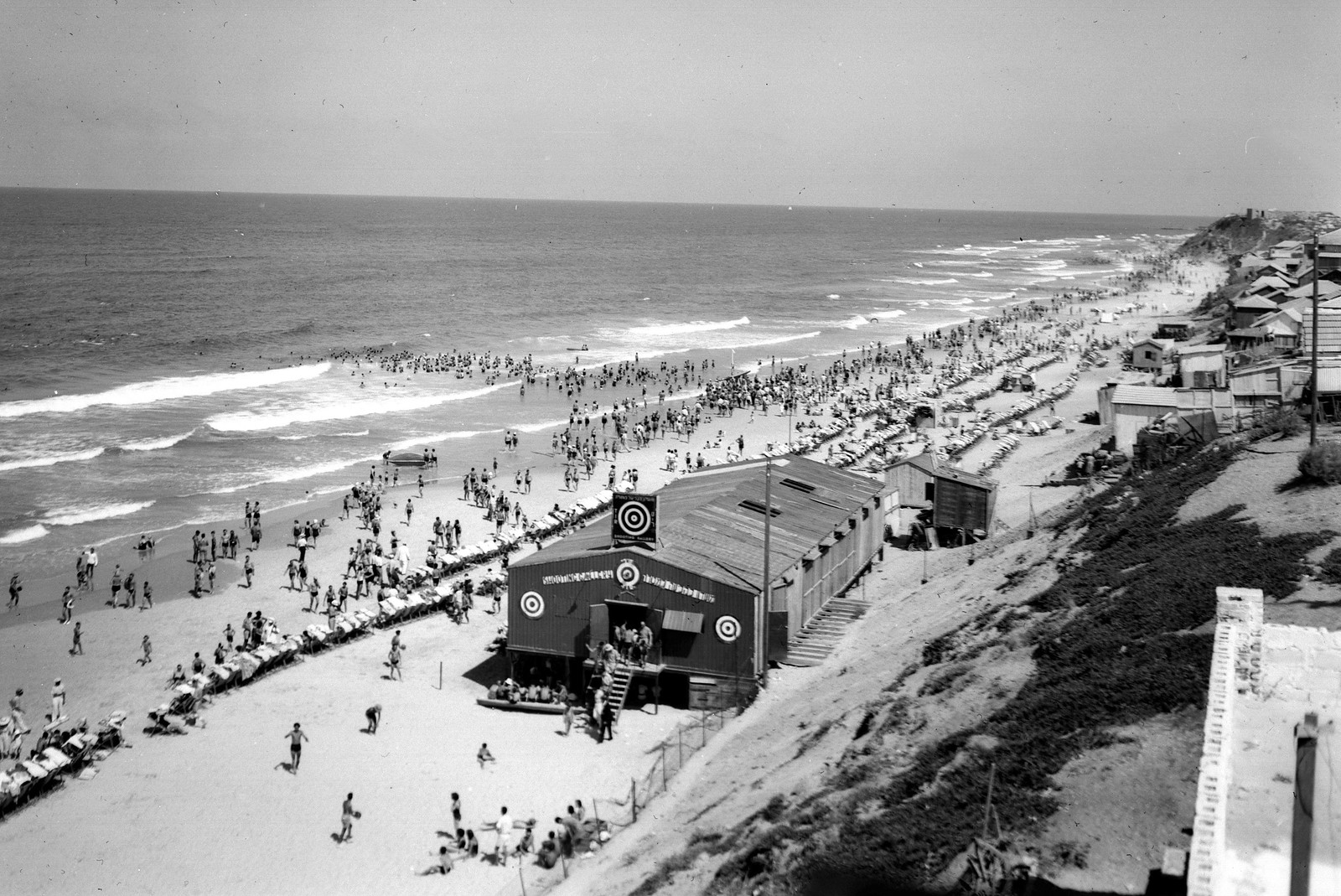1938. Пляж