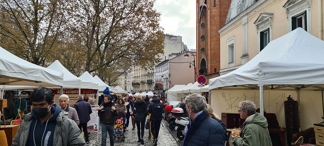 Montmartre Market