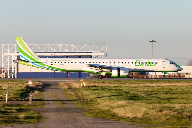 LIL - Embraer 195-E2 (EC-NPU) Binter Canarias