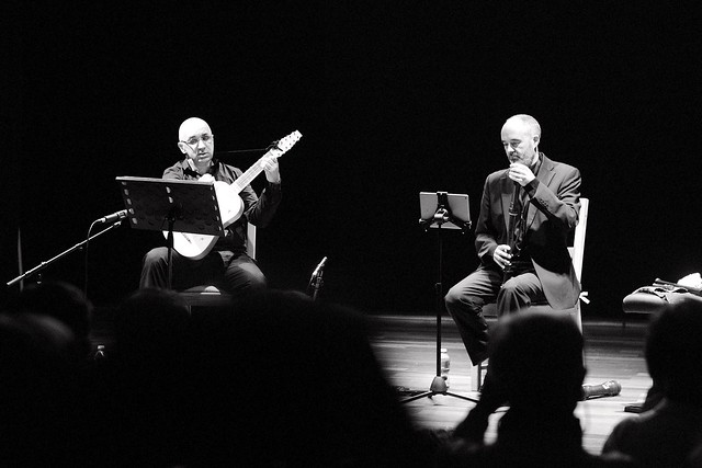 L1070250 Duo Seraphim Andreu Brunat flautas, y Joaquim Bogunya, viola de mano en Centre Civic Fort Pienc 19/11/21