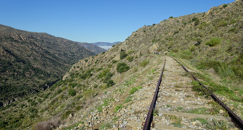 Senderismo por España. Mis rutas favoritas: emblemáticas, paseos y caminatas - Blogs de España - Camino de Hierro, La Fregeneda (Salamanca). Túneles, puentes y paisajes. (1)