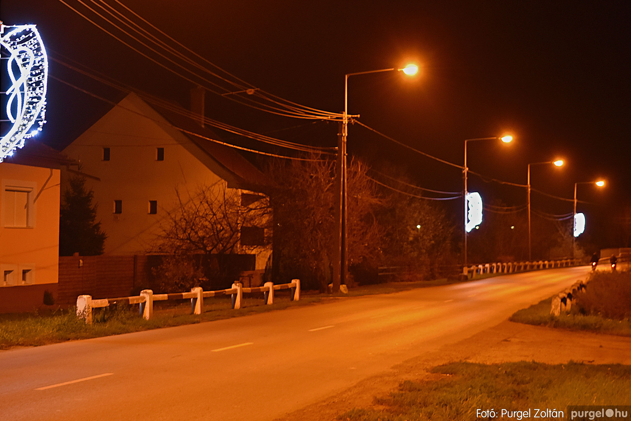 2021.11.23. 001 Szegvár esti fényekben - Fotó：PURGEL ZOLTÁN© DSC_1580q.jpg