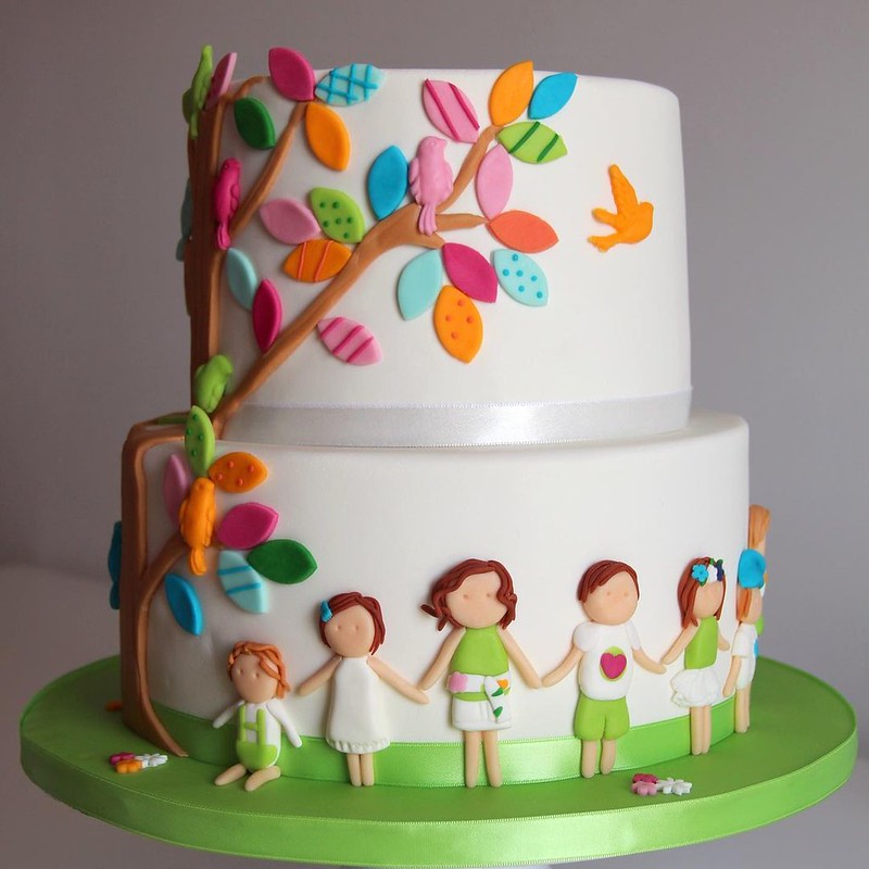 Cake by Sugar Kids & Cakes