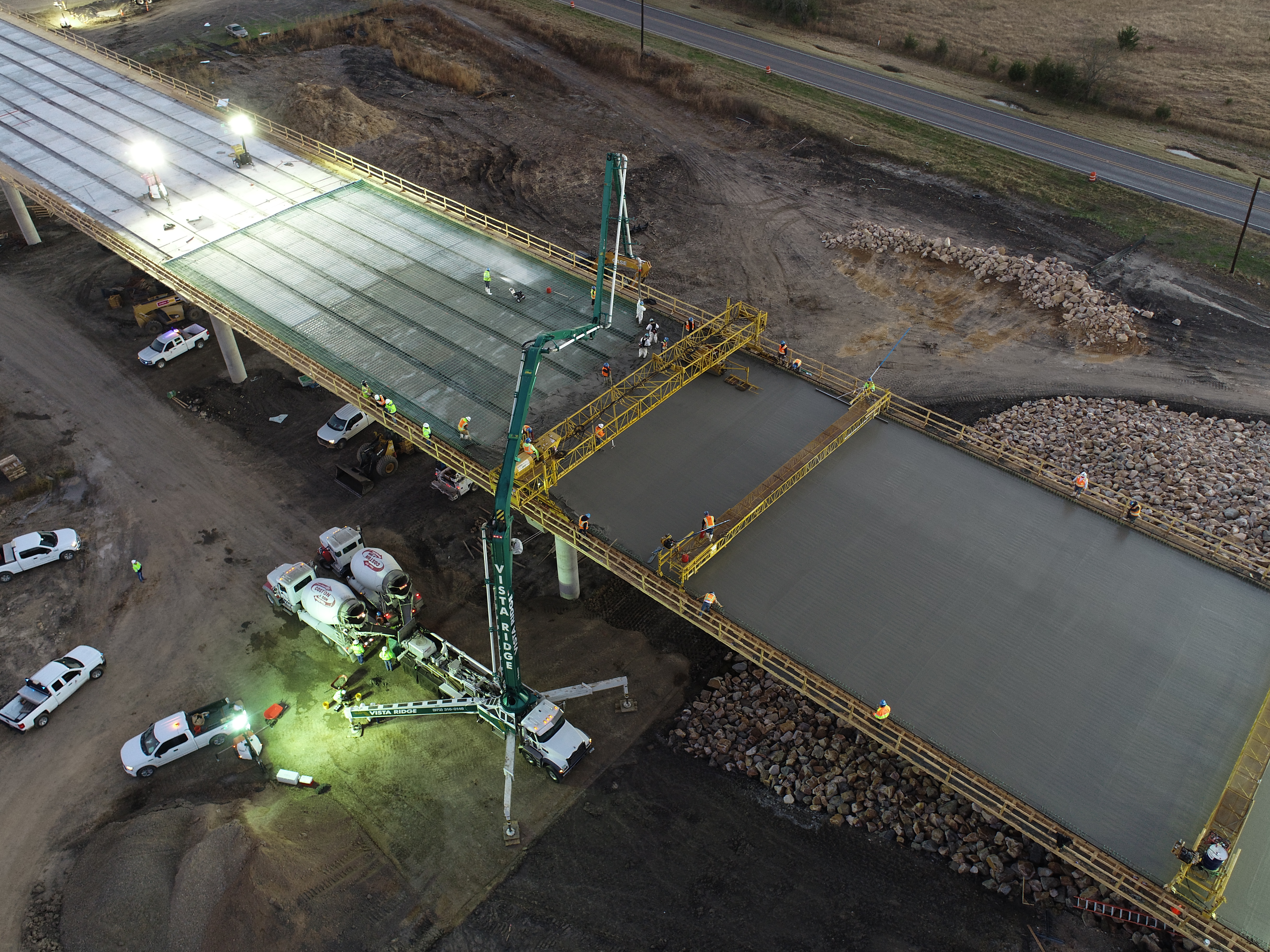 The First Pour of Concrete Decking for SH 34 November 2021
