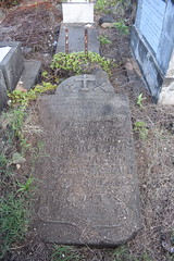 Chauri Moutoue, Western Cemetery
