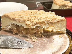 Costco Dessert - Juniors Apple Crumble Cheesecake
