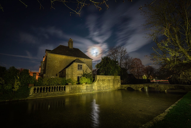 Moonlighting in the Cotswolds [explored 27-11-2021]