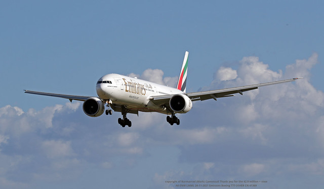 A6-ENW LMML 26-11-2021 Emirates Boeing 777-31HER CN 41369