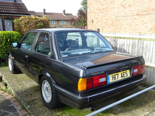 1990 BMW 318i S