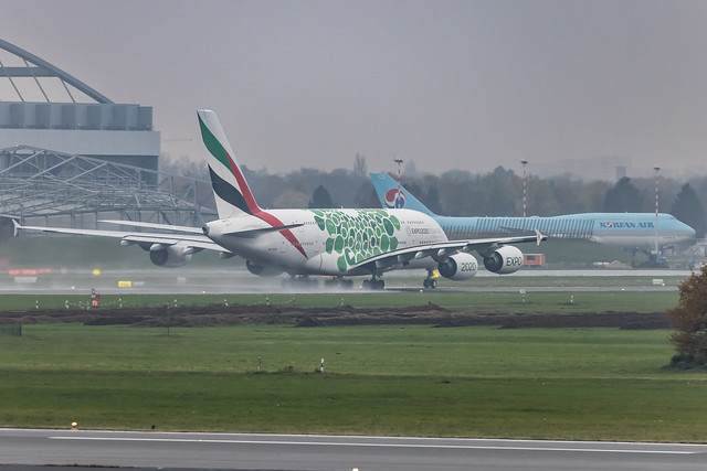 Hamburg Airport: Emirates (EK / UAE) |  Livery: Expo 2020 - Sustainability Livery |  Airbus A380-861 A388 | A6-EOW | MSN 207