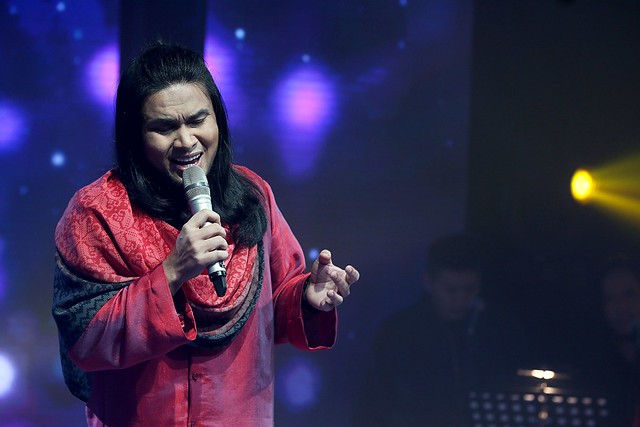 Shahir Zawawi Menyanyikan Lagu Kepadamu Kekasih