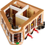 LEGO 10297 Boutique Hotel Modular 2022