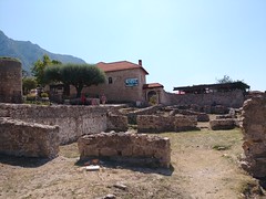 Old mosque ruins