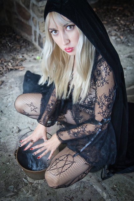 Lucy Magdalene Spooky Witch Shoot