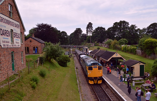 27001 arrives at Groombridge Station. Spa Valley Railway. 04 08 2019