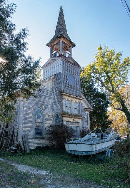 Eastern Shore  abandoned church