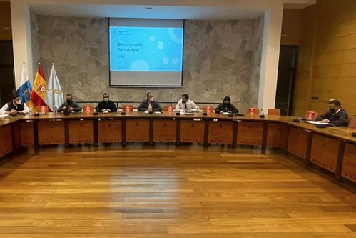 Un momento de la sesión plenaria en la que se aprobó el presupuesto del Ayuntamiento de Agüimes