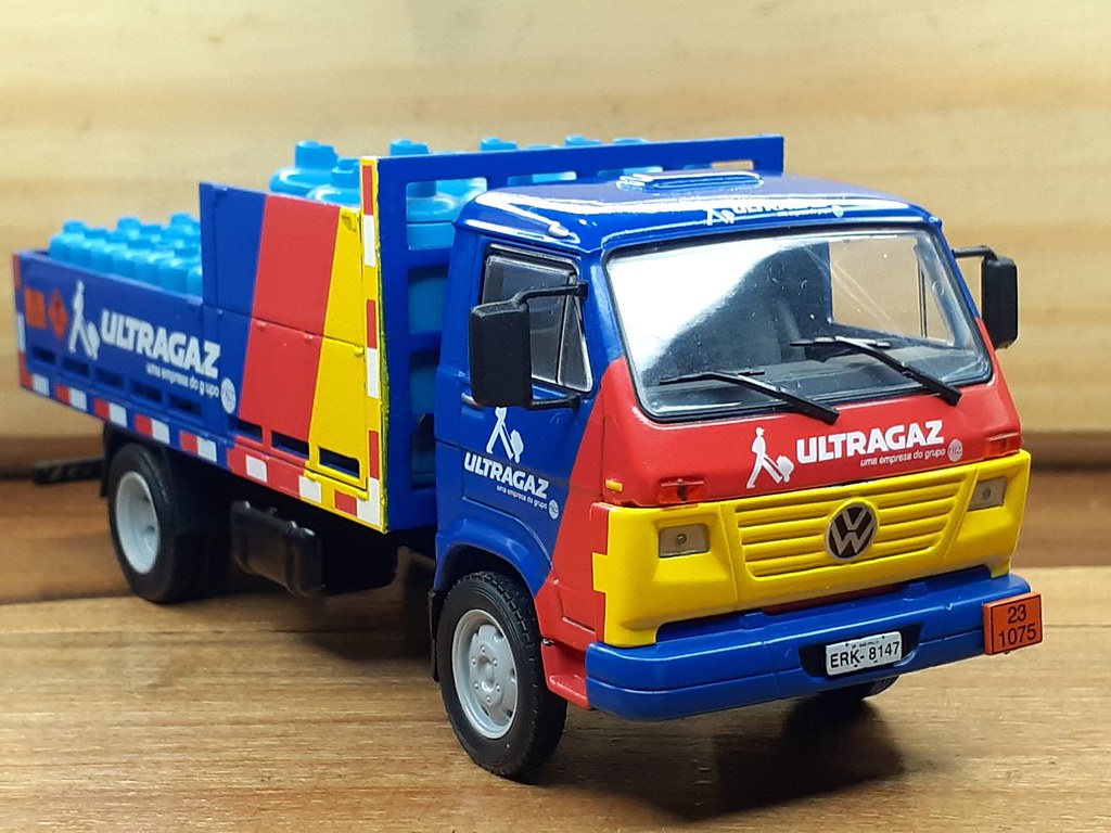 VW Delivery 8-150 - 1995 - Ultragaz