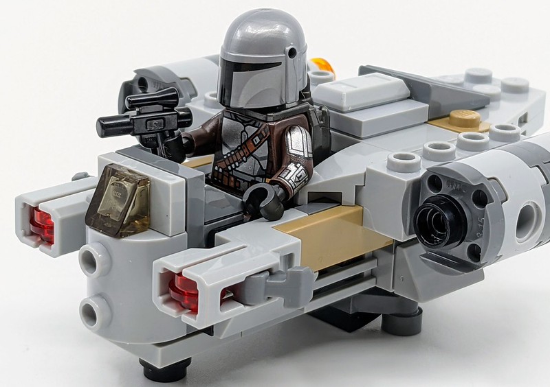 LEGO Star Wars Razor Crest Review23058797