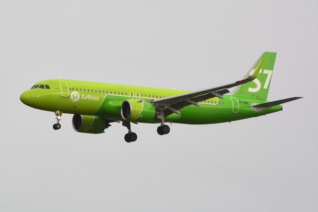 (ORY) S7 Siberia Airlines Airbus A320 Neo  VP-BWC Landing runway 25 from Moscou