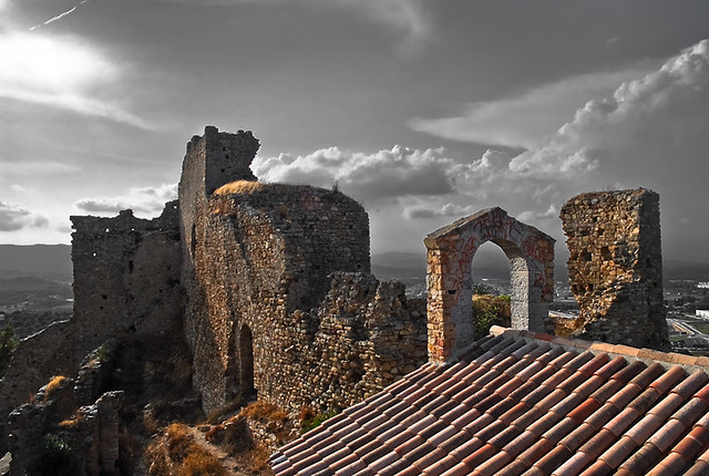 Castelo en ruinas-castle ruins.
