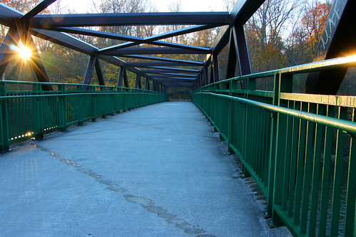 Star-rise on the bridge by Darrell Colby " You Call The Shots ", Crisp and clear, enjoying the Star-rise on the bridge.
Pushing on that trigger is like pulling magi
