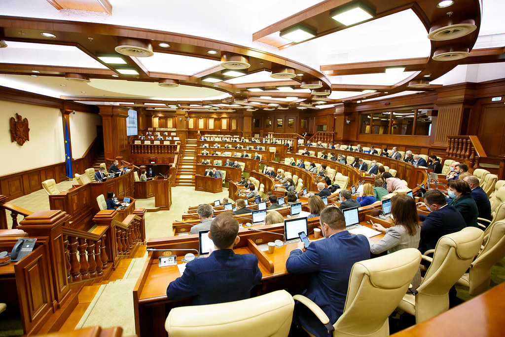 06.12.2021 Ședința plenară a Parlamentului