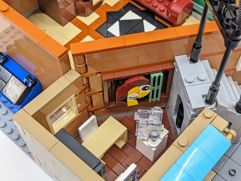 LEGO Modular Hotel Review BricksFanz2301796