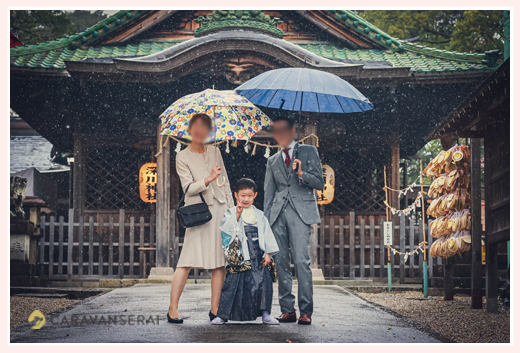 雨の日の七五三　傘をさして　愛知県瀬戸市の深川神社へお参り