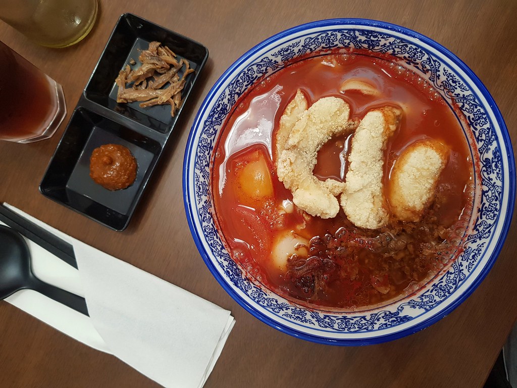 香煎魚片板麵(番茄湯)配羅漢果 Fish Fillet Tomato Soup Pan Mee w/LoHonGuo rm$18.40 @ 豐盛海鲜板麵 Superbowl Kitchen USJ10
