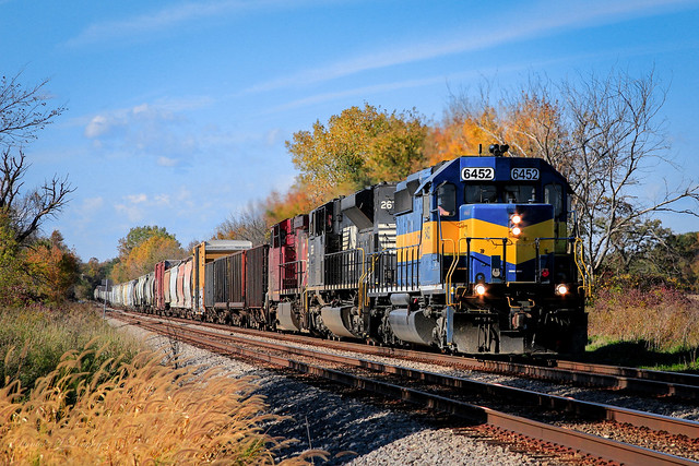 RCPE 6452,NS 2679,CP 9624 TRN470 Richwood,WI. OCT 14, 2015
