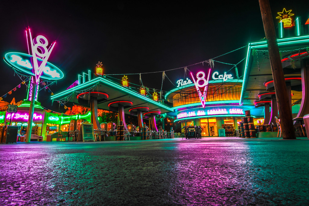 Flo's neon night DCA