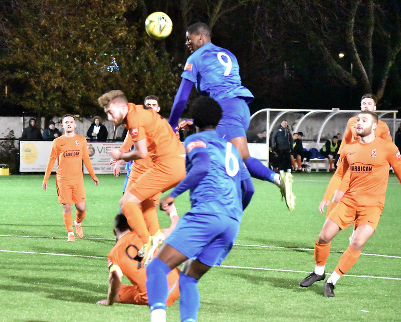 Barking FC v Brentwood Town FC - Tuesday December 7th 2021