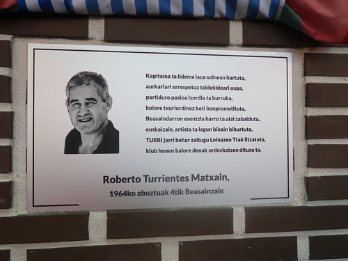 Roberto Turriente 'Turri'-ri omenaldia Loinatzen