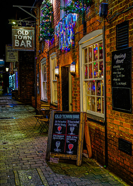 Old Town Bar (Stevenage) (Olympus OM-D Em1.3 & OM System 20mm f1.4 Prime Lens)