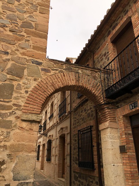 Arco de Torrenueva (Ruta del vino de Valdepeñas)