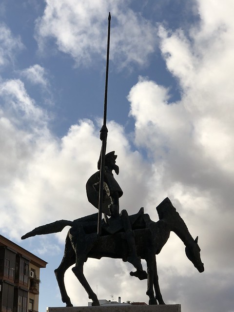 Estatua de Don Quijote de La Mancha en Valdepeñas