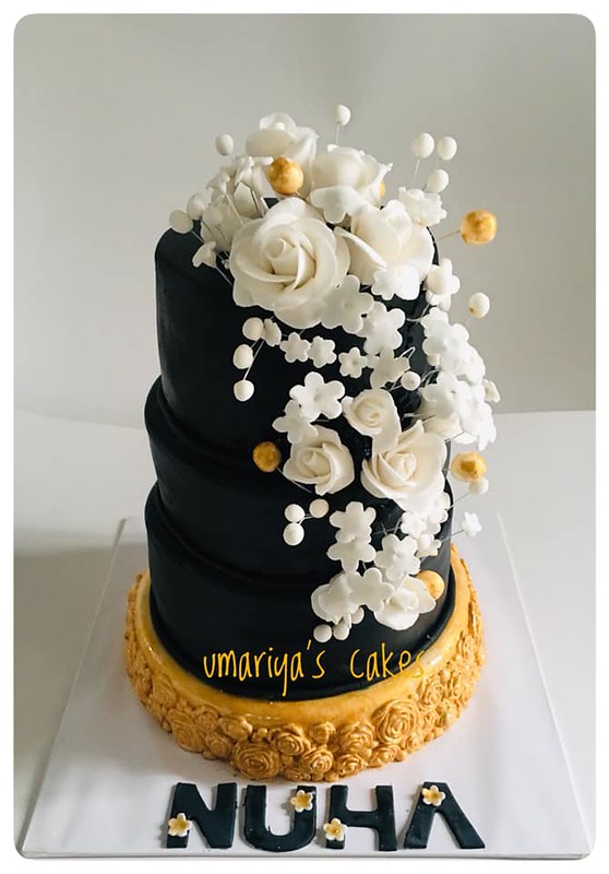 Cake by Umariya's Cakes