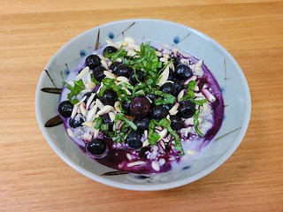 Healthy Blueberry Chia Overnight Oats from Flaxseeds and Fairy Tales