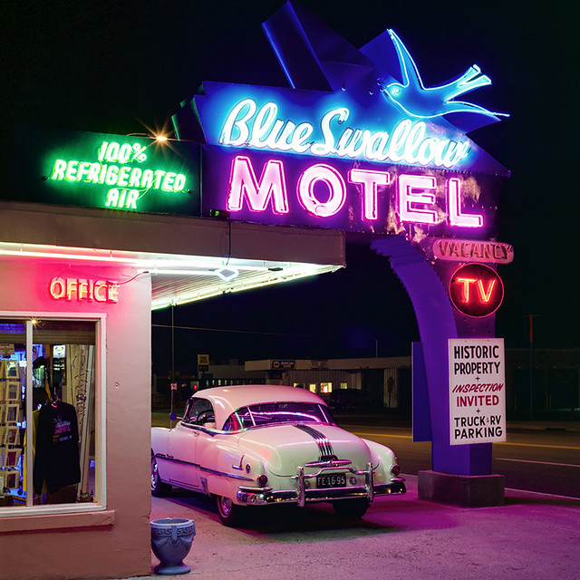 Pontiac. Blue Swallow Motel, Tucumcari, NM 88401