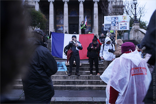 Manifestation contre le passe Sanitaire et l'obligation Vaccinale à Paris 27 novembre 2021 IMG211127_072_©2021 | Fichier Flickr 1000x667Px Fichier d'impression 5610x3740Px-300dpi