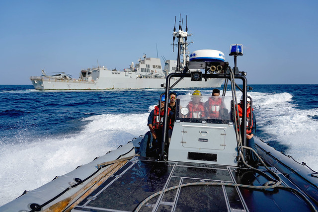 USS Michael Murphy (DDG 112) conducts small boat operations in the Gulf of Aden.