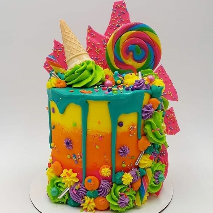 Cake by Tori Dee Cake 'N Sweets