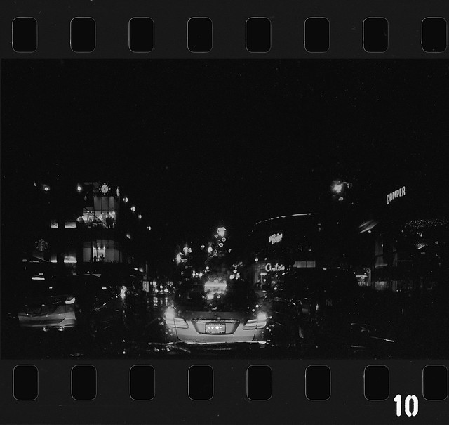 Raining Night - Film Rolleiflex