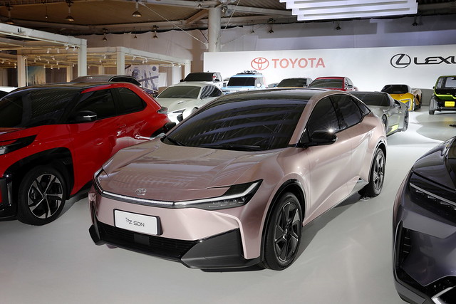 Toyota-and-Lexus-BEV-Concepts-27